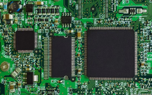 收購 [NXP] 芯片： 物聯(lián)網(wǎng)芯片、處理器 IC、汽車 MCU、砷化鎵 MMIC 放大器、觸摸傳感器