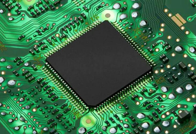 回收接口 IC 器件： 回收驅(qū)動器、接收器、收發(fā)器、控制器、轉(zhuǎn)換器