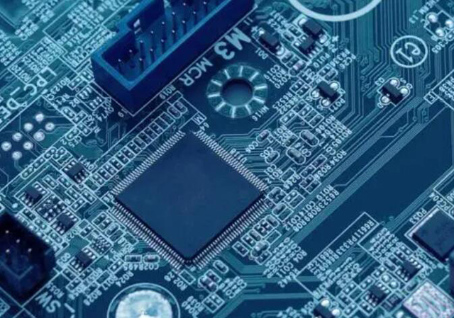 供應(yīng)電源管理-PMIC 芯片：包括電池管理、電壓基準(zhǔn)、LDO 穩(wěn)壓器、開關(guān)穩(wěn)壓器