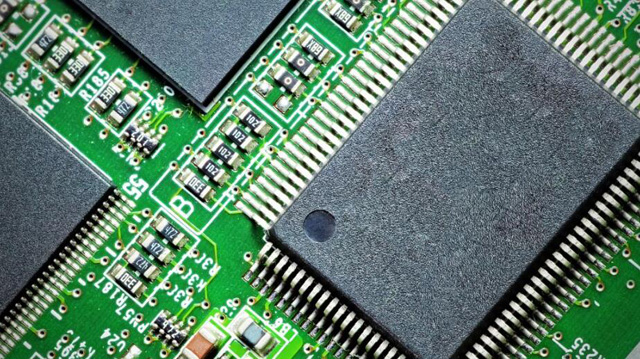 回收【Microchip】微波 MMIC 放大器、功率 MOSFET 晶體管、砷化鎵二極管、分立濾波器